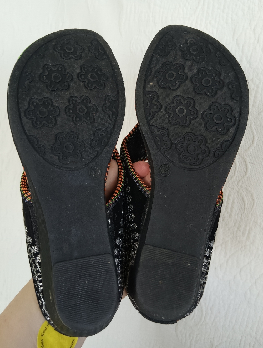 Rajasthani Embroidered Black Thong Sandals Flats Silver Metallic Indian Boho - Picture 10 of 12
